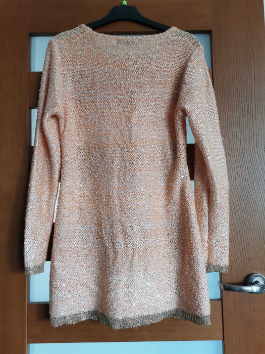 Sweter  z cekinami