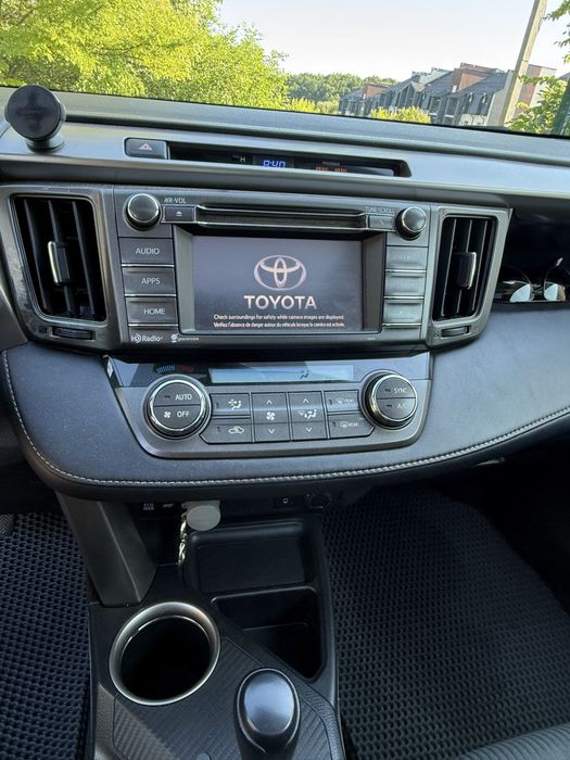 Toyota rav 4 XLE