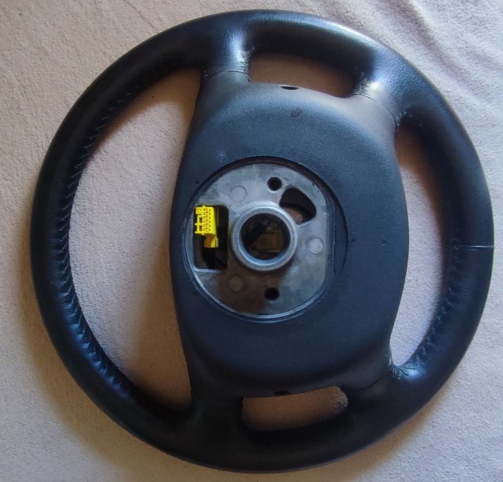 Volante Audi com airbag