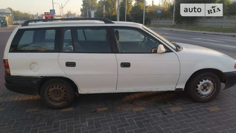 Продам Опель Астра f 1992 року 1.7 дизель