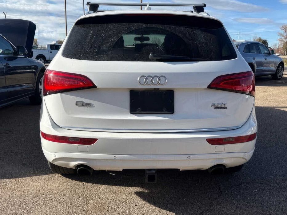 Audi Q5      2016