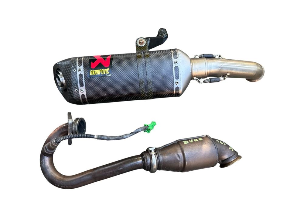 KTM 125duke AKRAPOVIC マフラー Akrapovic Exhaust Euro5 Approved Carbon Fibre for Ktm 125 Duke