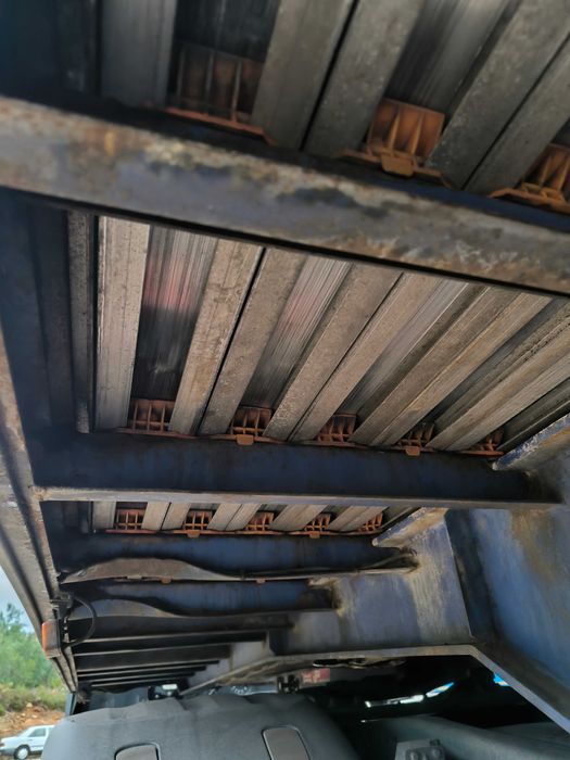 Vende semi-reboque piso móvel