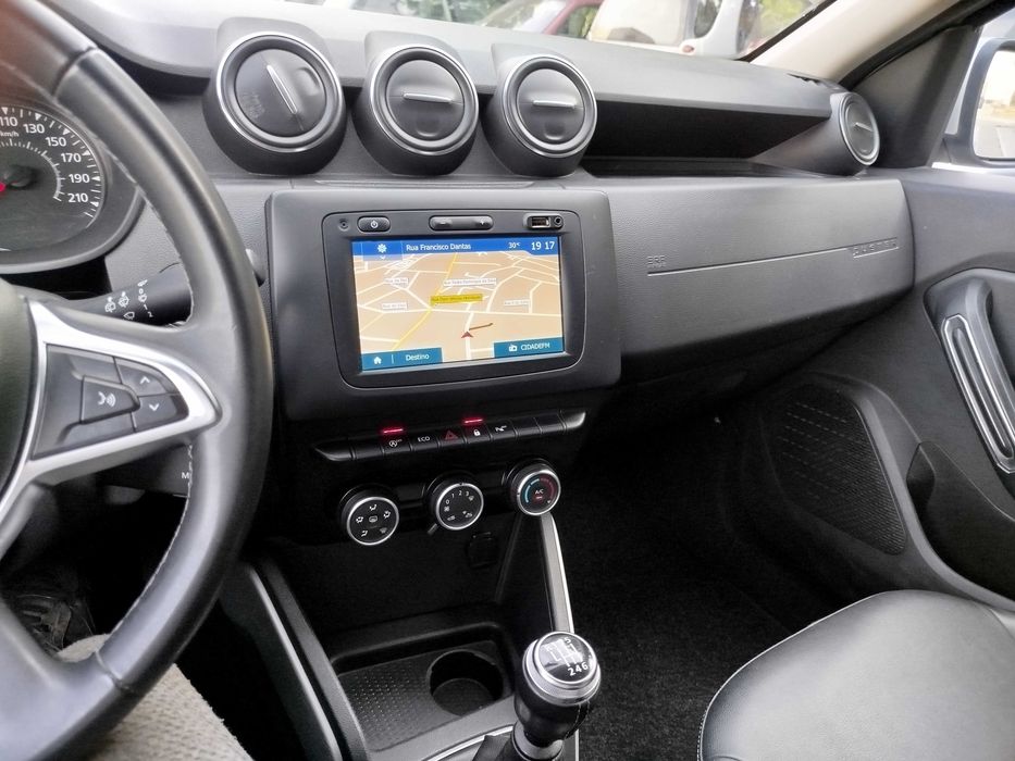 Dacia Duster 1.5 DCI  12/2020 11.900€ 6vel. nacional