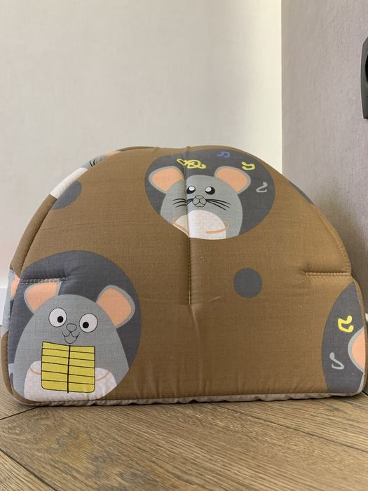 Домік для кошенят