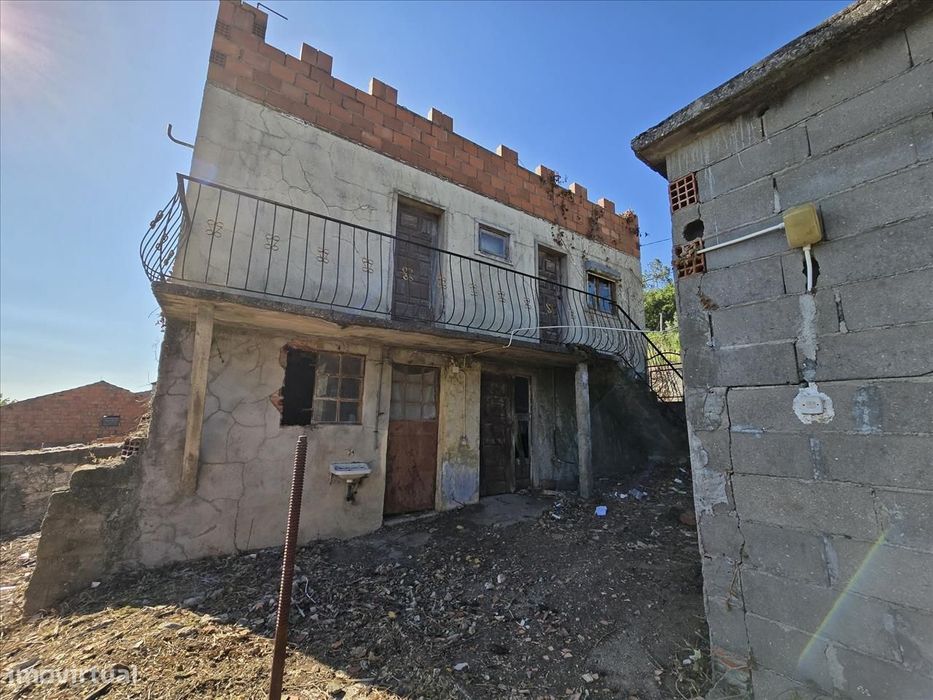 Moradia em Ruínas com Potencial de Reabilitação em Alvaiázere