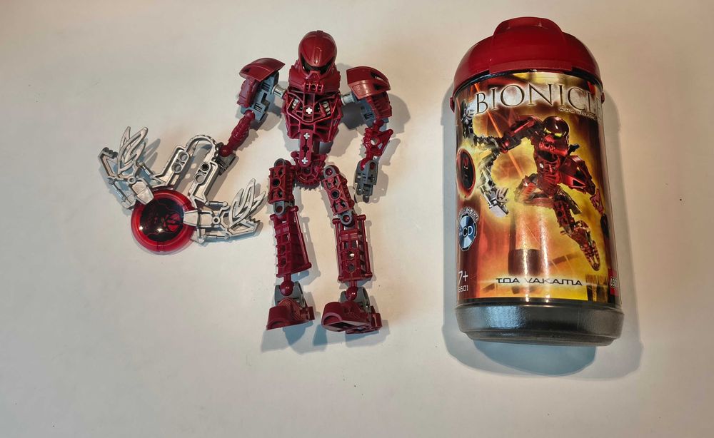 Lego Bionicle Toa Metru TOA VAKAMA 8601, rok 2004
