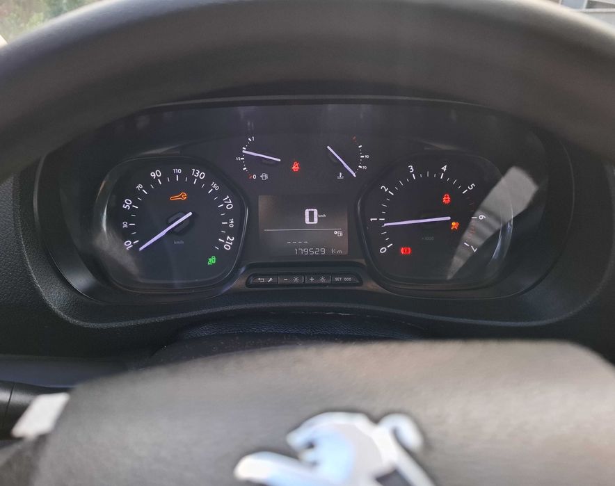 Peugeot Expert 1.5 BlueHDi 3 lugares Premium de 2020 COM IVA/DEDUTIVEL