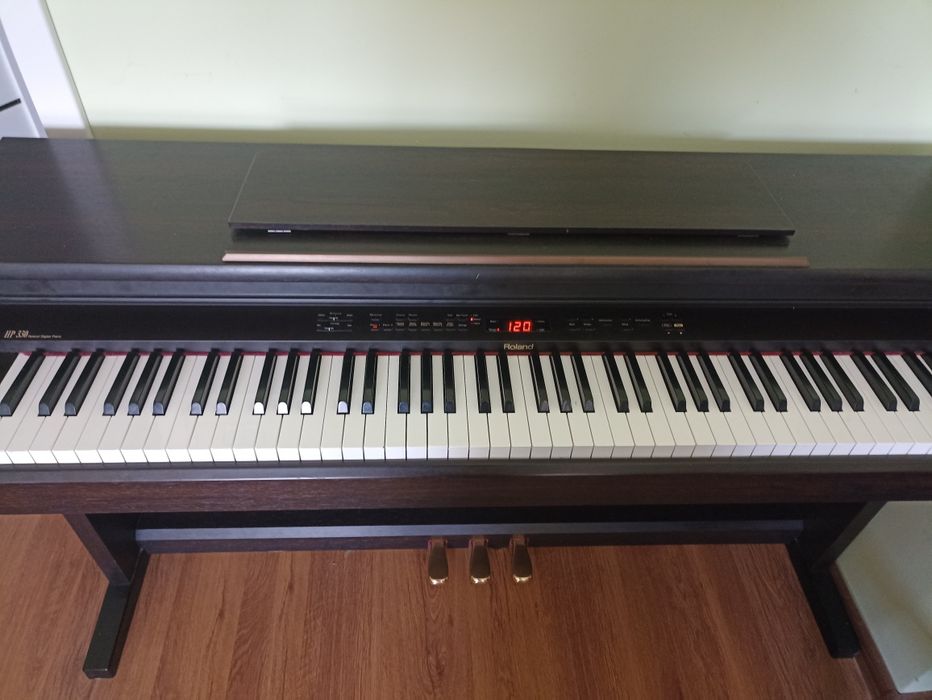 Pianino cyfrowe Roland HP 330