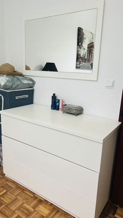 Conjunto Espelho + Cómoda (madeira Paços de Ferreira)