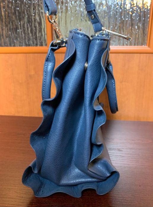 Paul & Joe Sister granatowa torebka z falbanką koty