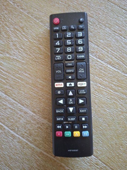 TV LG 55" 4K UHD Smart TV + Suporte de Parede | Muito bom estado
