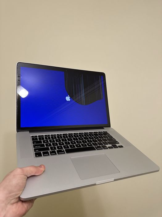 Продам Macbook Pro 15” 2015p 16/128