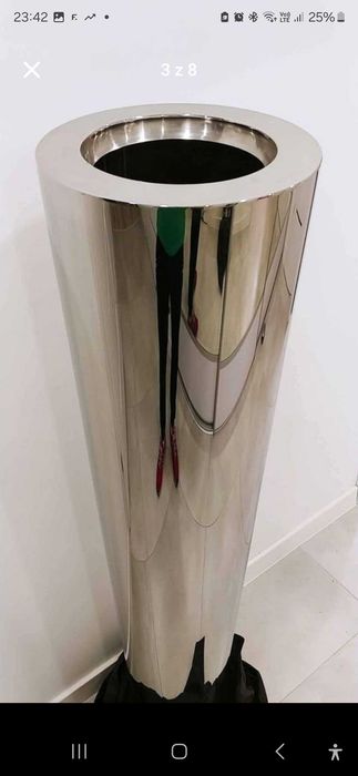 Donice Decastelli prawie jak nowe