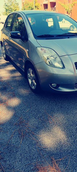 Toyota Yaris  1.0