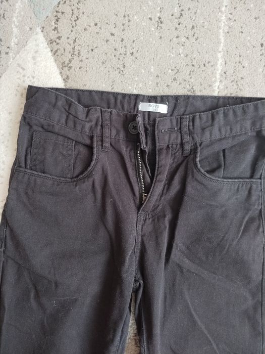 Spodnie jeans czarne 134 cm