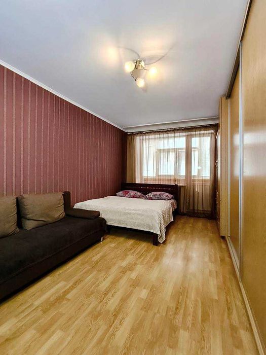 Продаж гарної 1-кімн квартири в центрі, можливо за сертифікат.