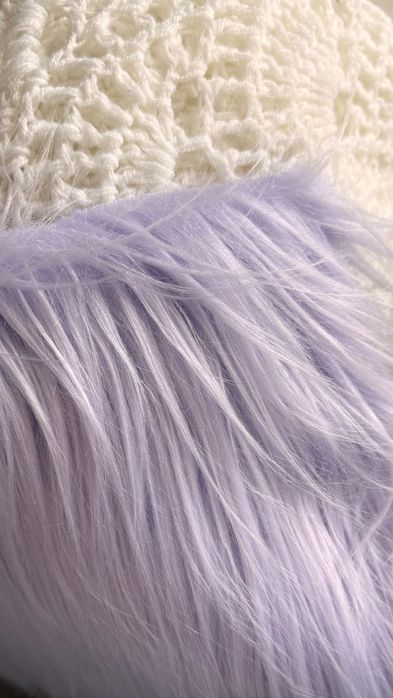 Хутро світло фіолетове, відріз 25х38см, довгий ворс