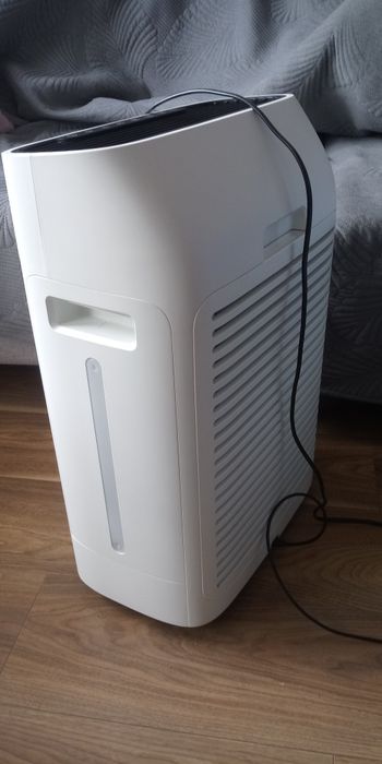 Oczyszczacz i nawilżacz powietrza Philips seria 2000i, model AC2729