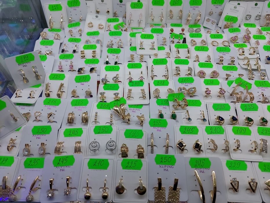 Ван Кліф,Van Cleef, медичне золото, Ван клиф прикраси, браслети, сереж