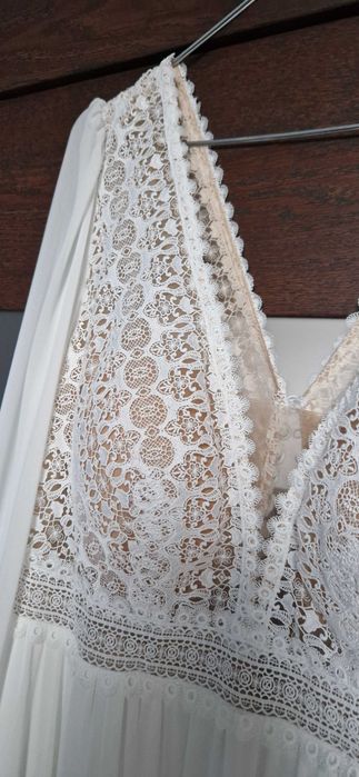 Suknia ślubna w stylu boho/rustykalnym