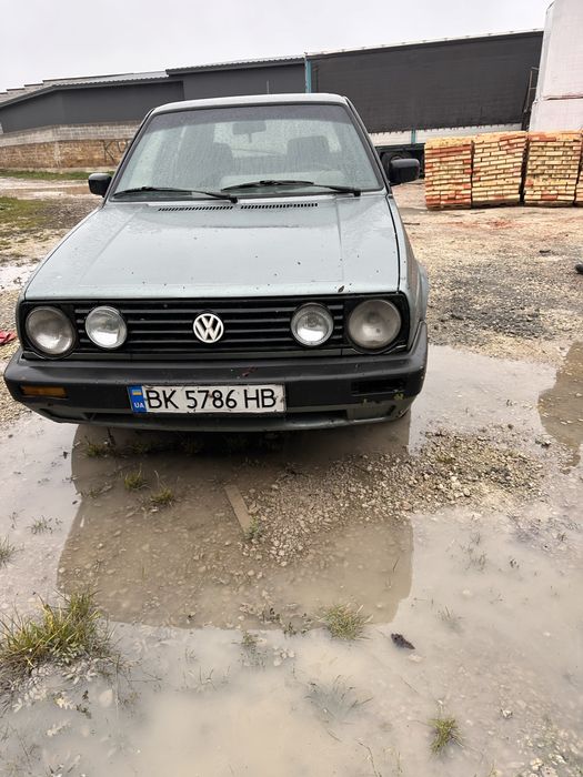 Volkswagen golf 2