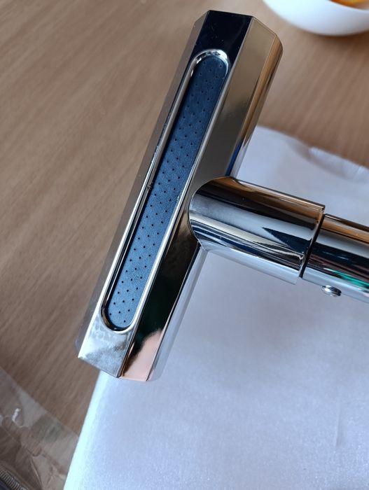 Кран зі змінними чотирма положеннями