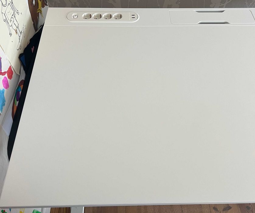 Secretária Eléctrica IKEA MITTZON Sentado/Em Pé 140x80 cm Branca