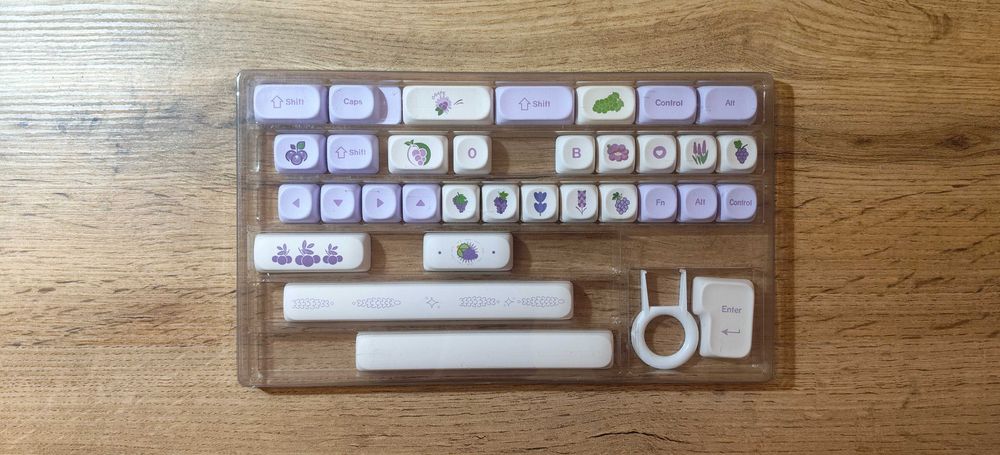 Колпачки для механической клавиатуры Purple Grape (PBT, MOA, dye-sublimation)