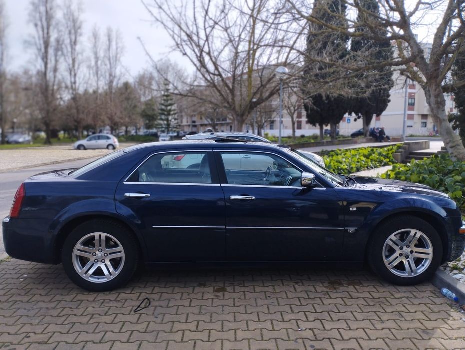 Vendo crysler 300c v6