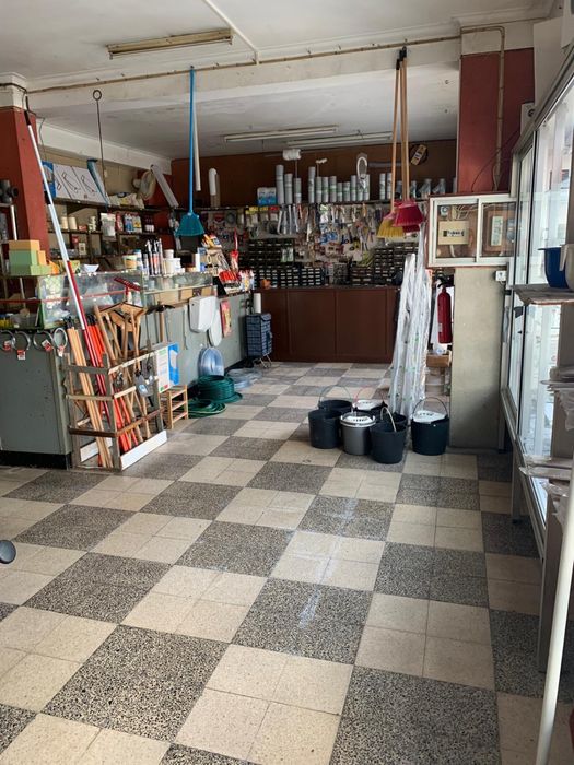 TRESPASSE Loja de Bazar de Utilidades e Ferramentas