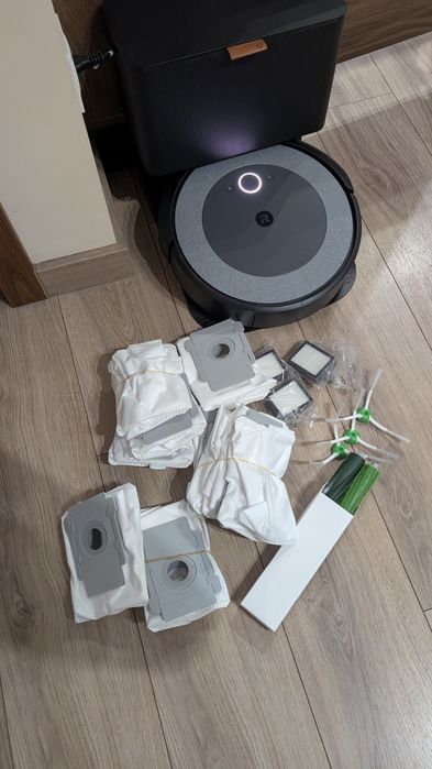 Roomba i5+ Combo z funkcją mopowania, na gwarancji
