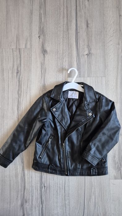 Куртка Zara 110р.