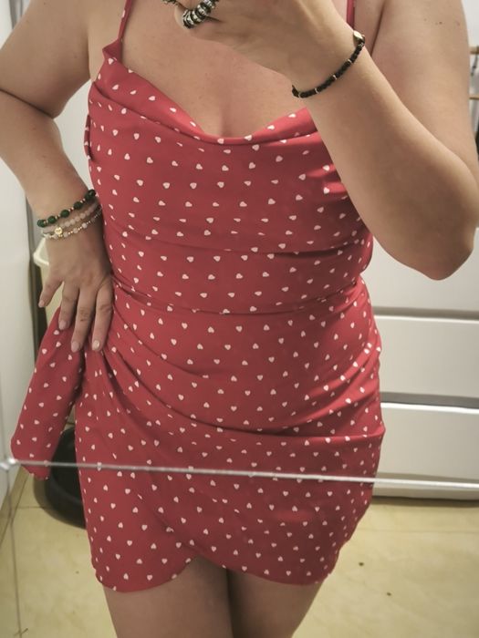 Czerwona sukienka