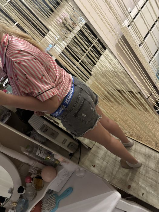 Джинсовые шорты