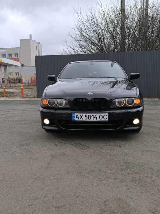 Продам  БМВ е39.
