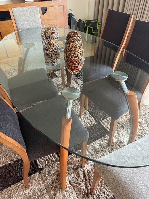 Mesa de Sala Jantar e 6 Cadeiras