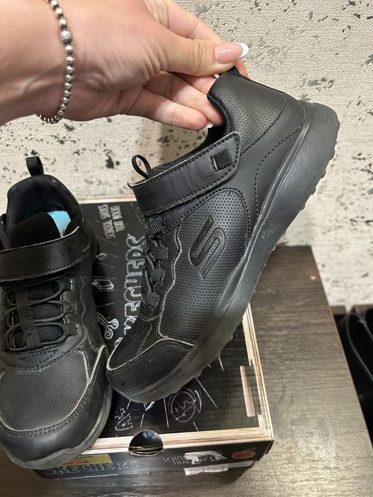 Кроссовки Skechers 35р