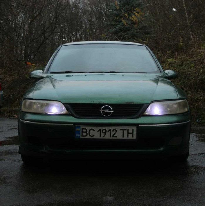 Opel vectra B 2.0