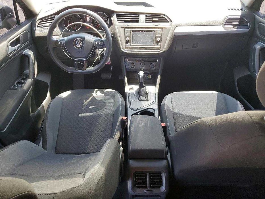 2020 VOLKSWAGEN Tiguan S