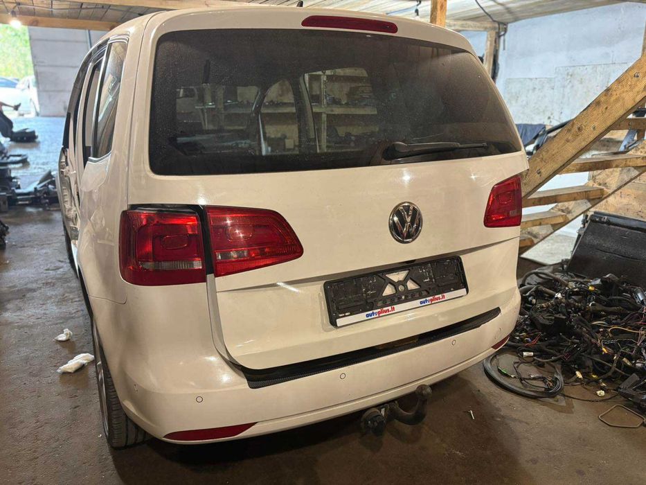 Разборка запчастини Фольксваген Туран Volkswagen Touran