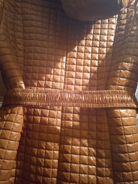 Продам осеннюю курточку