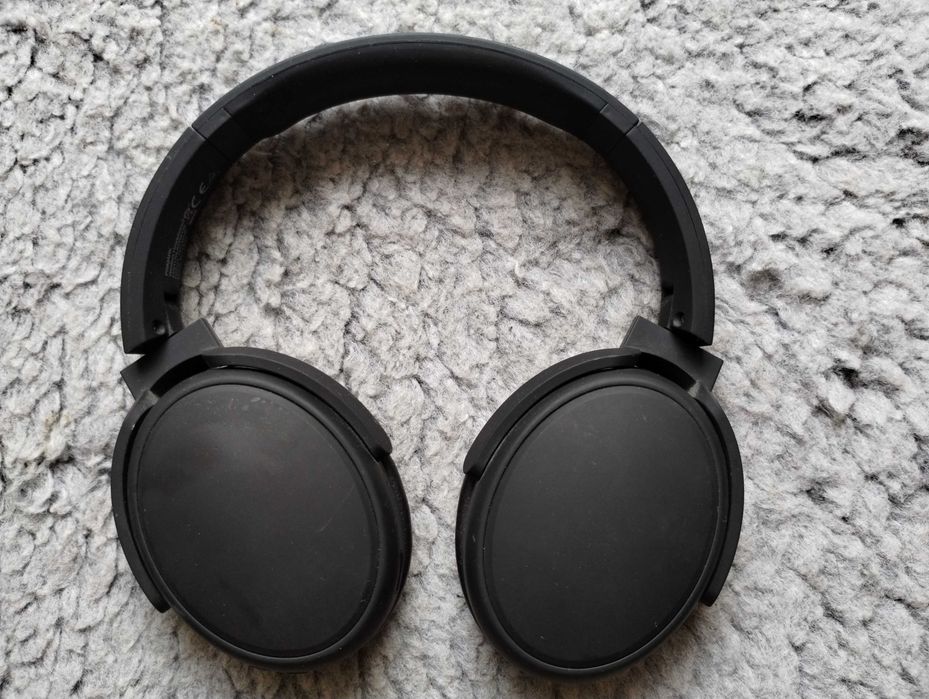 Słuchawki z Bluetooth, na kartę + radio