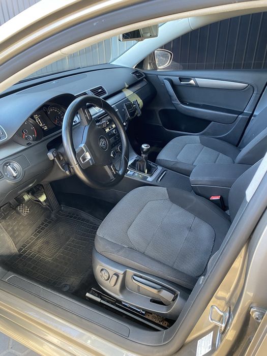 Volkswagen Passat B7 універсал