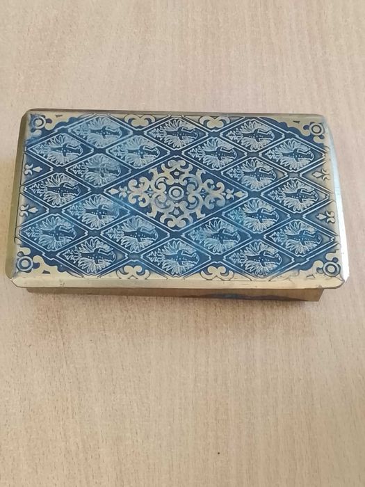 Mała metalowa szkatułka / Polecam