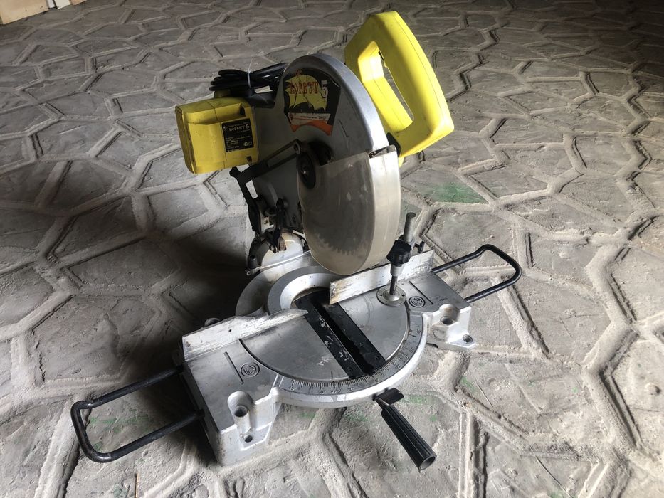 Торцовочна пила КОРВЕТ -5