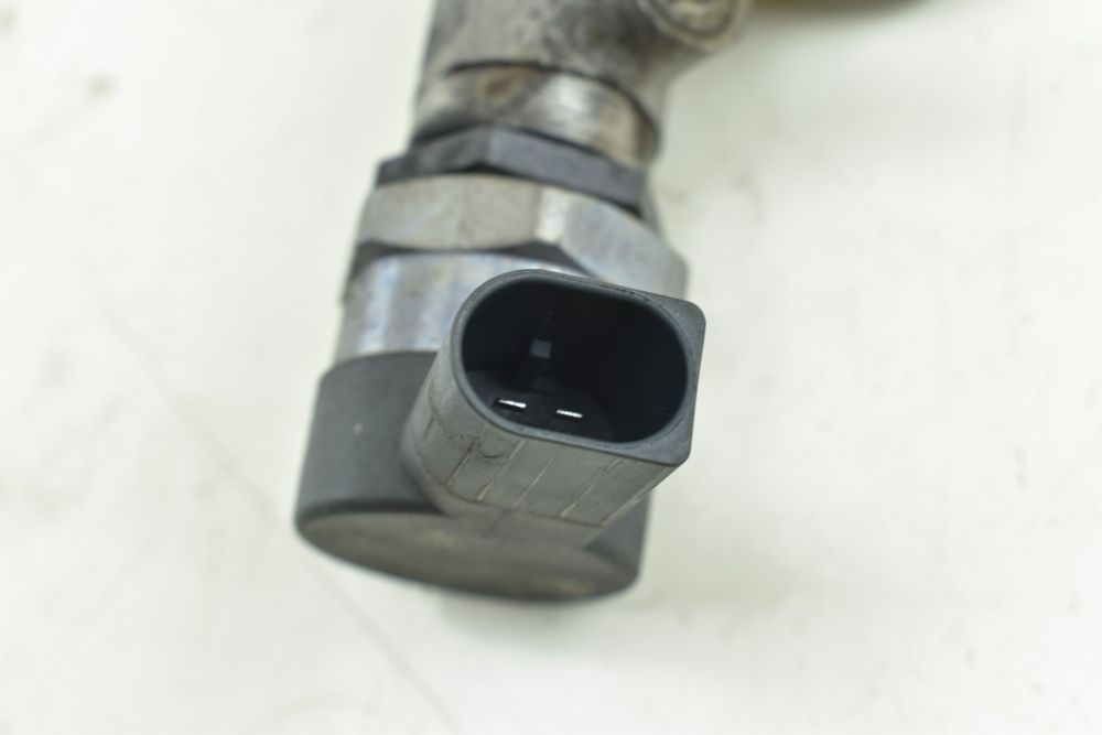 Listwa Wtryskowa Czujnik AUDI A3 8P VW PASSAT B6 2.0 TDI 03L089C 057130764H