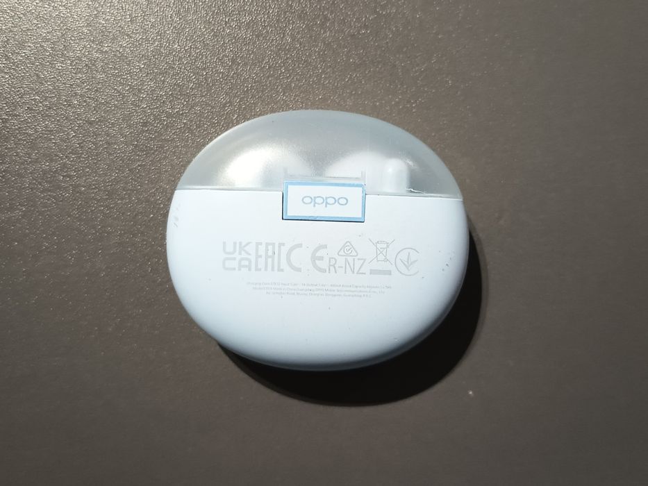Słuchawki oppo niebieskie