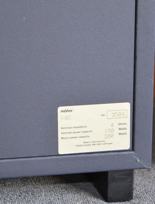 Kolumny podłogowe Revox Evolution D-Box 200watt Studer