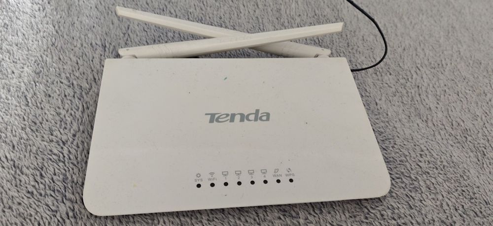 Роутер маршрутизатор Tenda F300
